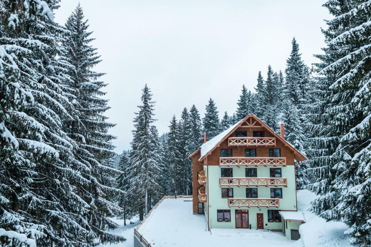 Hotel Jasna デマノブスカ・ドリーナ エクステリア 写真