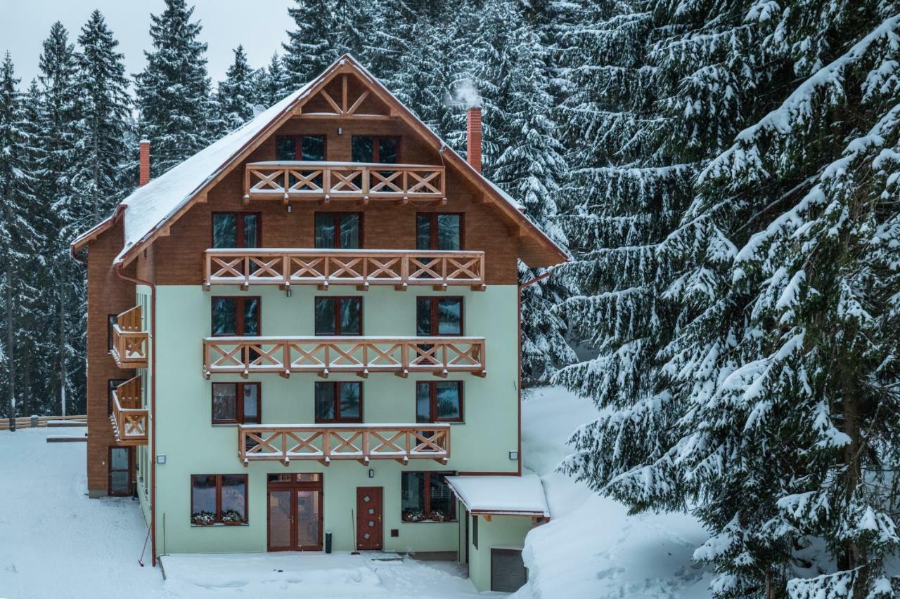 Hotel Jasna デマノブスカ・ドリーナ エクステリア 写真